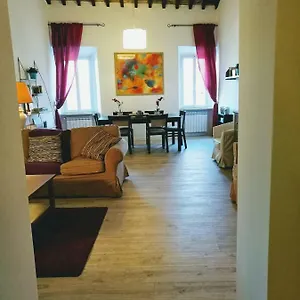 https://lo-chalet-di-trastevere.it-romehotels.com